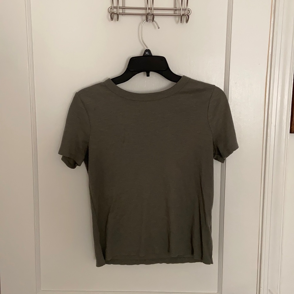 Juniors army green top tee shirt